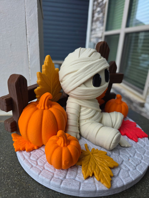 3D Printed Mummy Pumpkin Fall Halloween Décor – Handmade Display